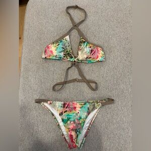 EUC strappy VS bikini